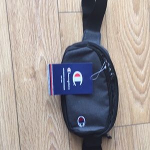 Champion signal fanny pack
